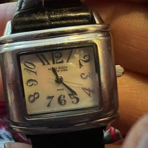 Anne Klein watch new battery